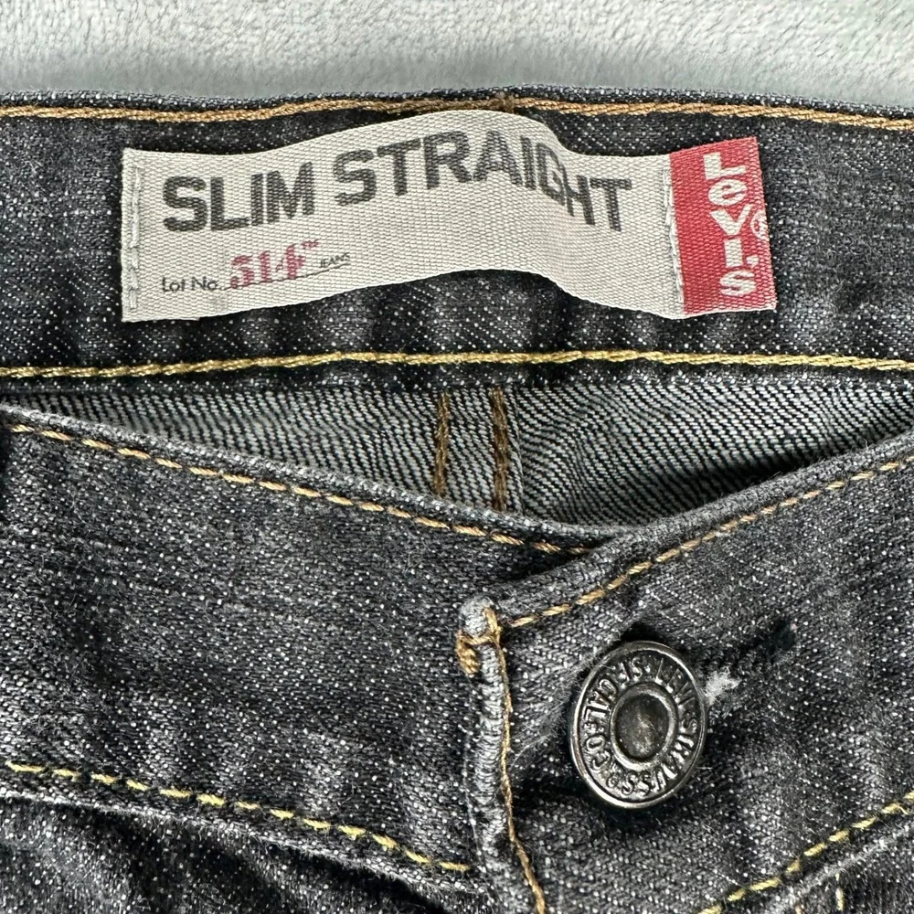 Levis carefully signature clothing